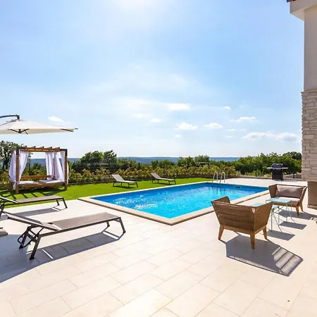 Diminici Villas