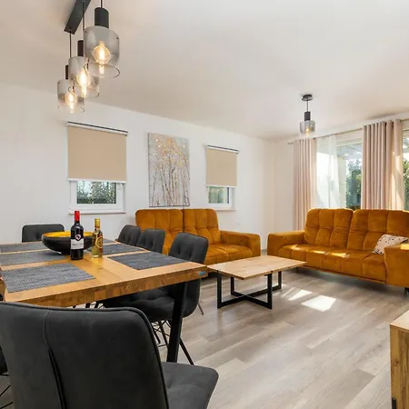 Villa Diminici Villas *