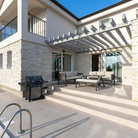 Diminici Villas * Diminići