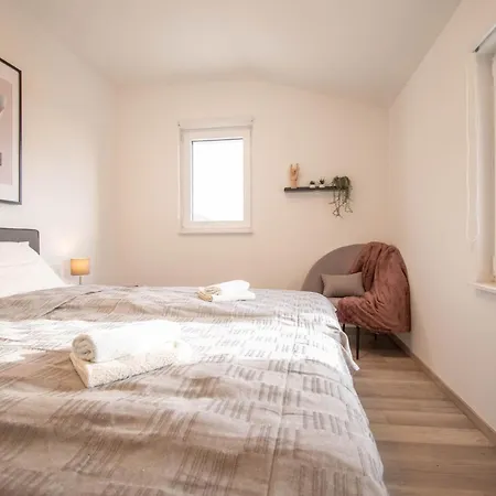 Diminici Villas ヴィラ *