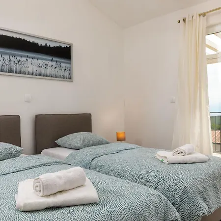 Diminici Villas 빌라