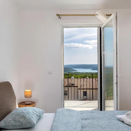 빌라 Diminici Villas *