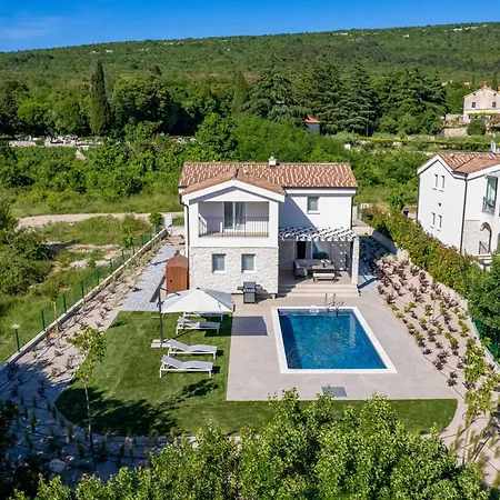 빌라 Diminici Villas