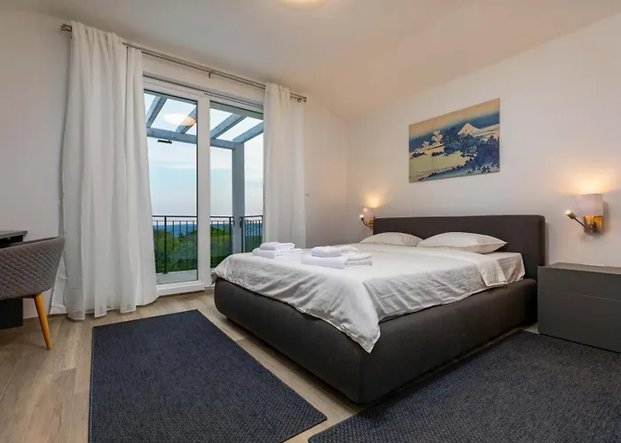 Diminici Villas *