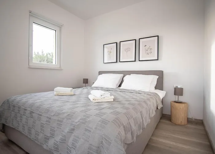 Diminici Villas * Diminići