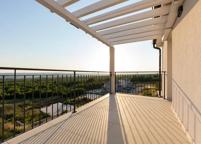 Villa Diminici Villas *