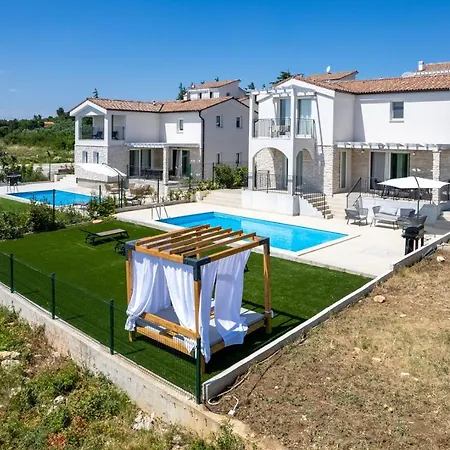 Diminici Villas * Diminići