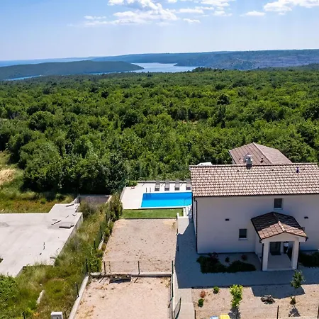 Diminici Villas Vila *