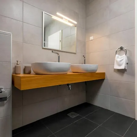 Villa Diminici Villas *
