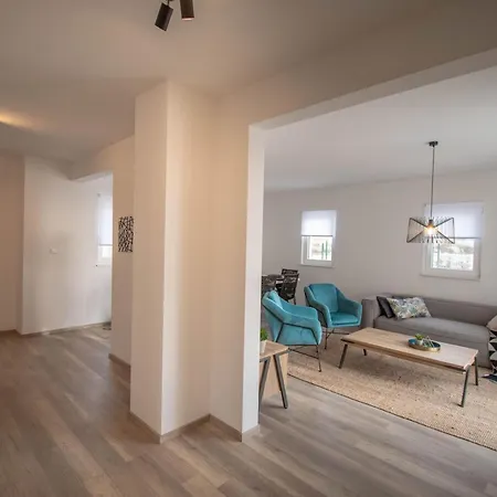 Vila Diminici Villas *