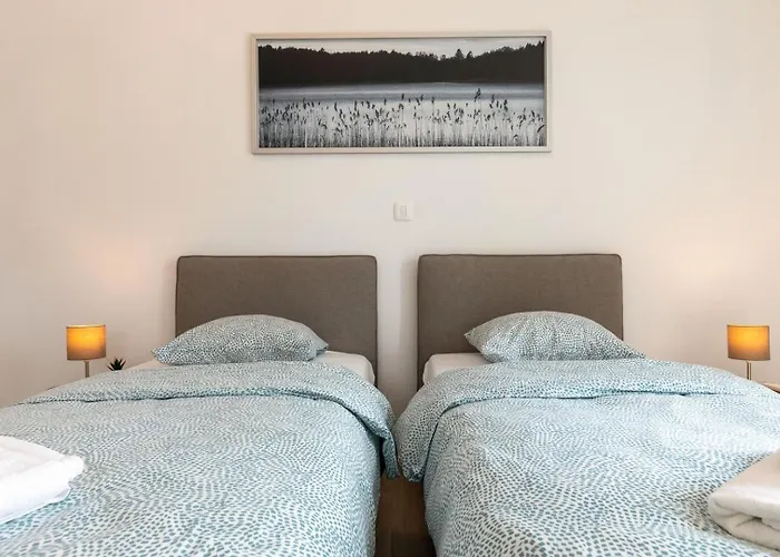 Villa Diminici Villas *